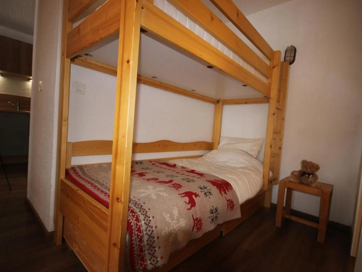 Apartment Appartement Familial Skis Aux Pieds, Balcon Sud, Parking Couvert - Fr-1-411-867 Les Allues France